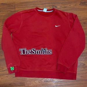 Vintage Nike custom embroidery crew neck